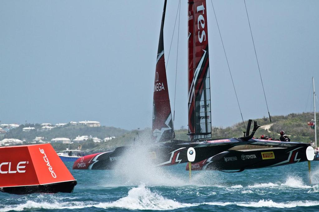 Emirates Team New Zealand sailing with tight lowers as required by the Class Rule © Richard Gladwell www.photosport.co.nz